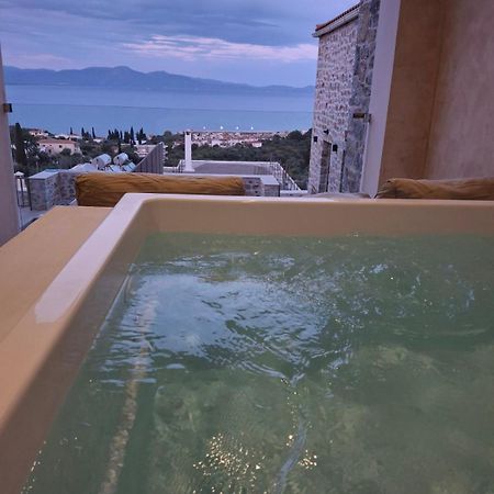 Mani Luxury Suites And Studios In Gytheio With Private Pools Exteriér fotografie