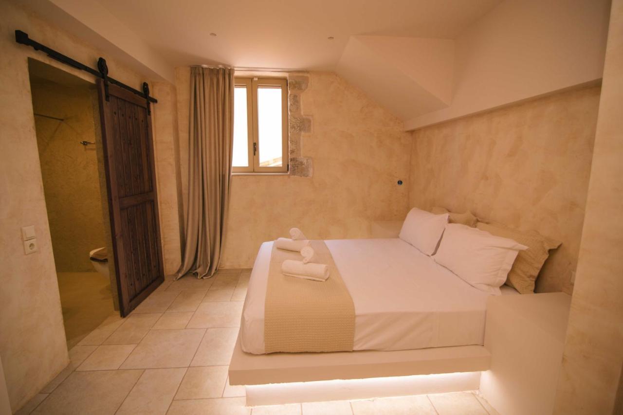 Mani Luxury Suites And Studios In Gytheio With Private Pools Exteriér fotografie