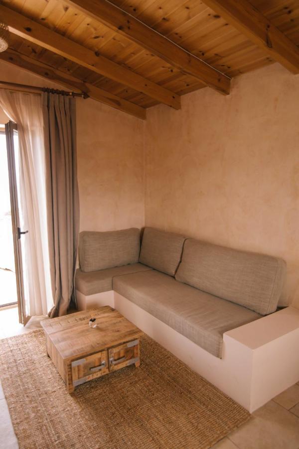 Mani Luxury Suites And Studios In Gytheio With Private Pools Exteriér fotografie