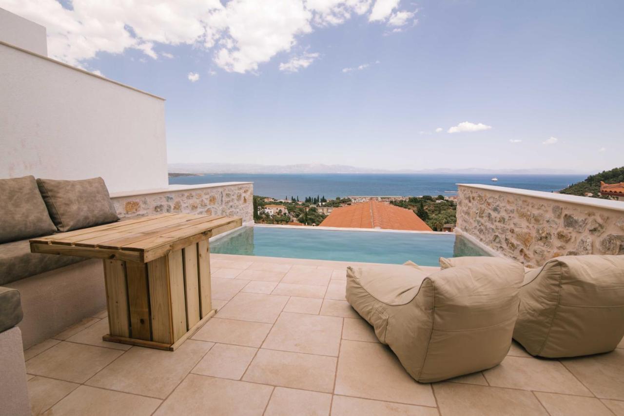 Mani Luxury Suites And Studios In Gytheio With Private Pools Exteriér fotografie