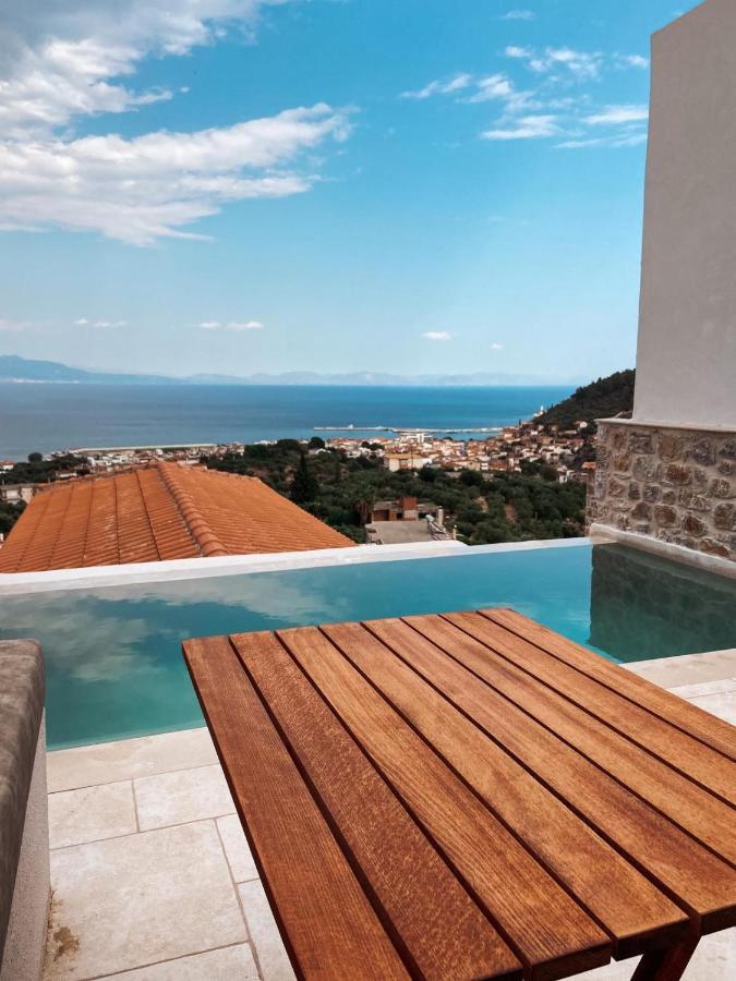 Mani Luxury Suites And Studios In Gytheio With Private Pools Exteriér fotografie